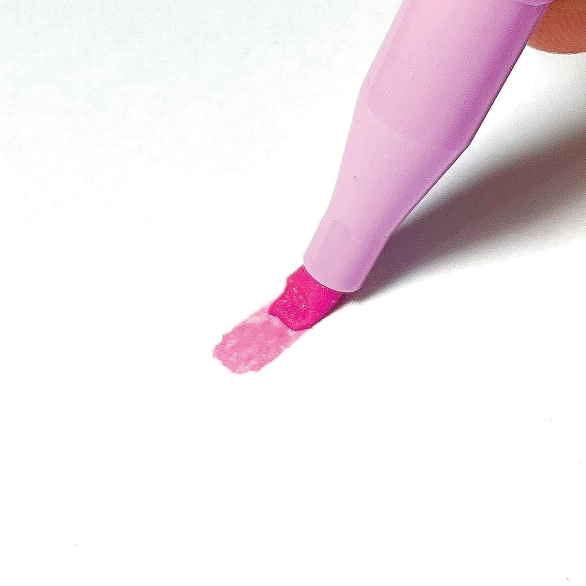 A pack of six Yummy Yummy scented highlighters in pastel colors, sealed in transparent packaging with a label showing the brand and product name.